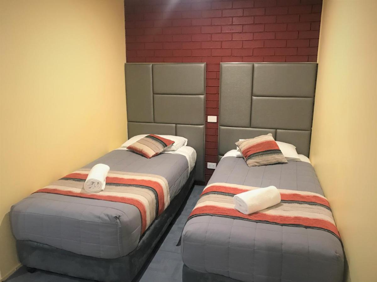 Toukley Motor Inn エクステリア 写真