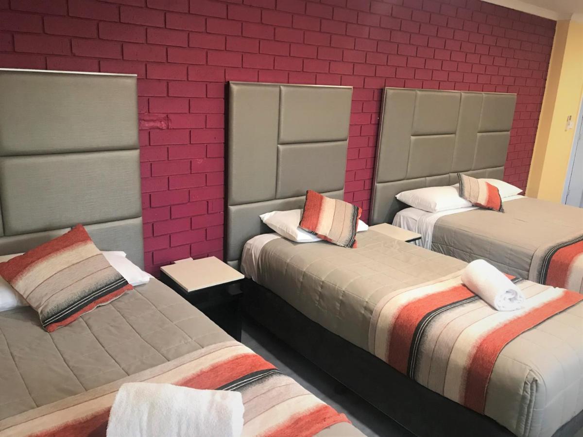 Toukley Motor Inn エクステリア 写真