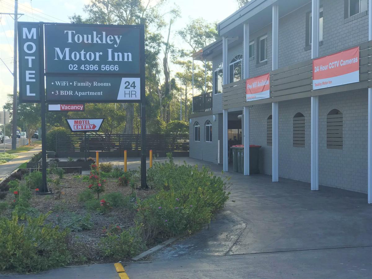 Toukley Motor Inn エクステリア 写真