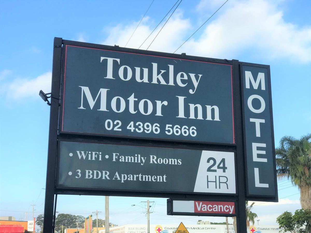 Toukley Motor Inn エクステリア 写真